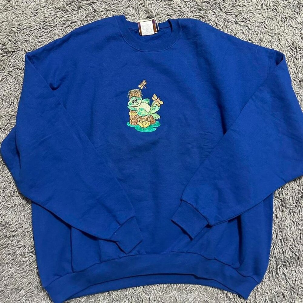 Embroidered Frog Crewneck Vintage Boho Granola Girl Crew Neck Size XL